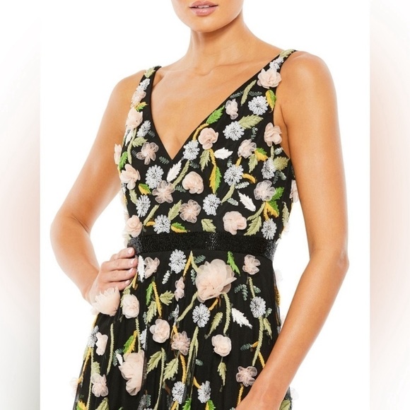 Mac Duggal 9171 - Floral Applique A-Line Evening Gown sold out size 16 $798 NEW - Picture 4 of 17